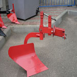 Плуг ПЗ-245/16 (стойка 16мм, ширина захв. лемеха 245 мм) для мотоблока МТЗ